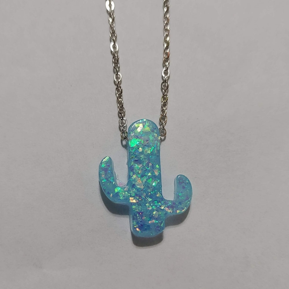 Cute Cactus Necklace - Picture 1 of 3